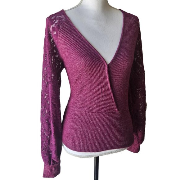 NWT Anthropologie Lace-Sleeve Sweater Top Size Small - Picture 2 of 7